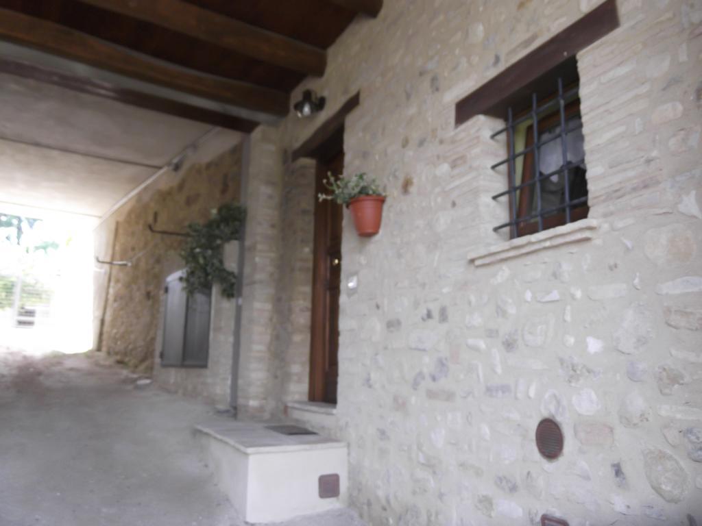 A Casa Di Mi Appartamenti Vacanza Montefalco Room photo