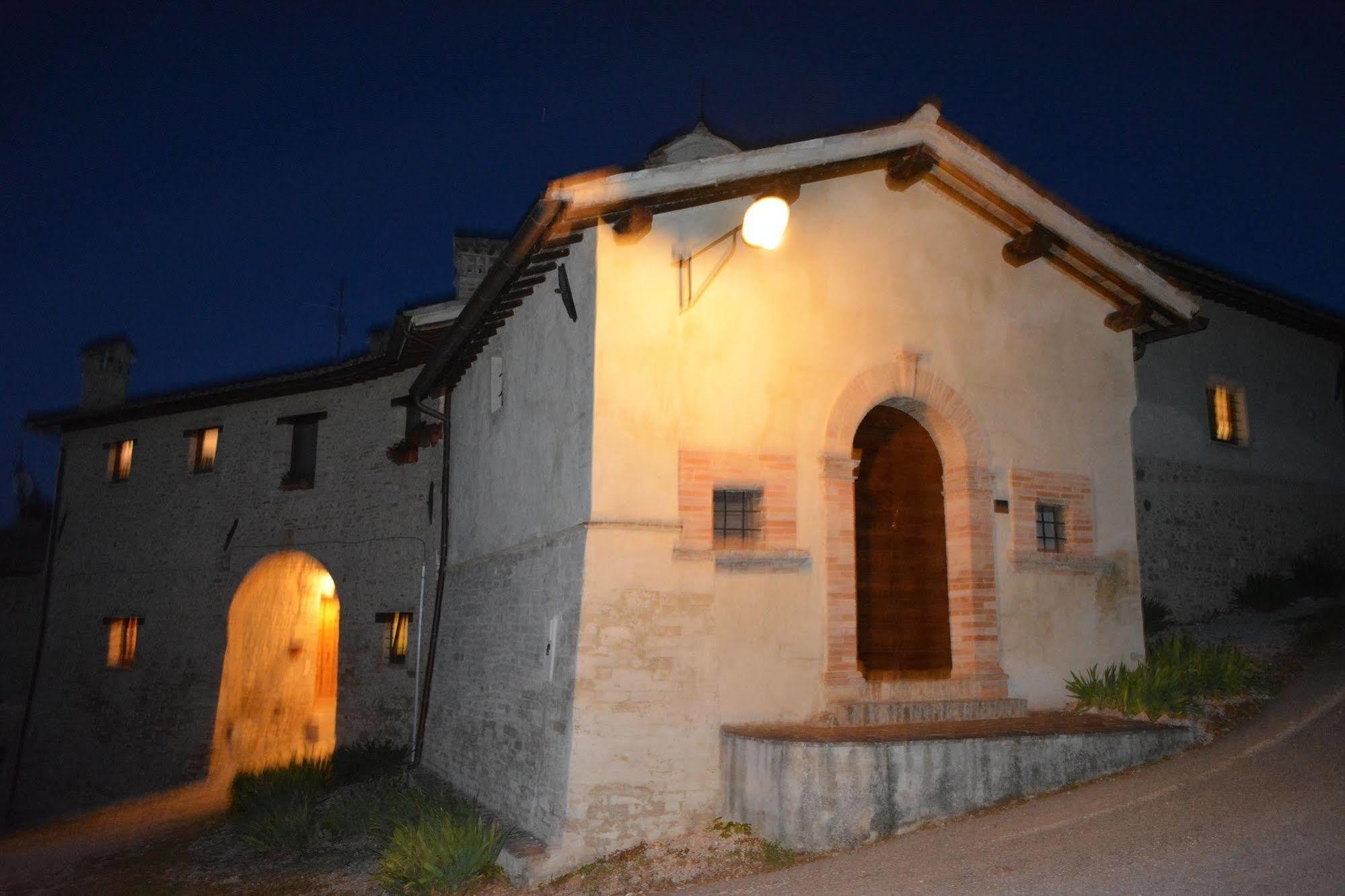 A Casa Di Mi Appartamenti Vacanza Montefalco Exterior photo